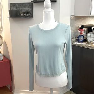 Cropped Long Sleeve Knit Shirt